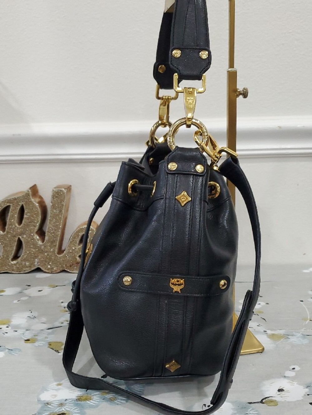 MCM Heritage Black Pebbled Leather Drawstring Bucket Bag - Picture 5 of 16